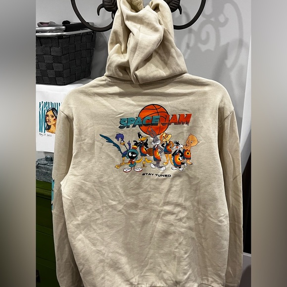 Size medium beige colour space jam hoodie - Picture 3 of 3